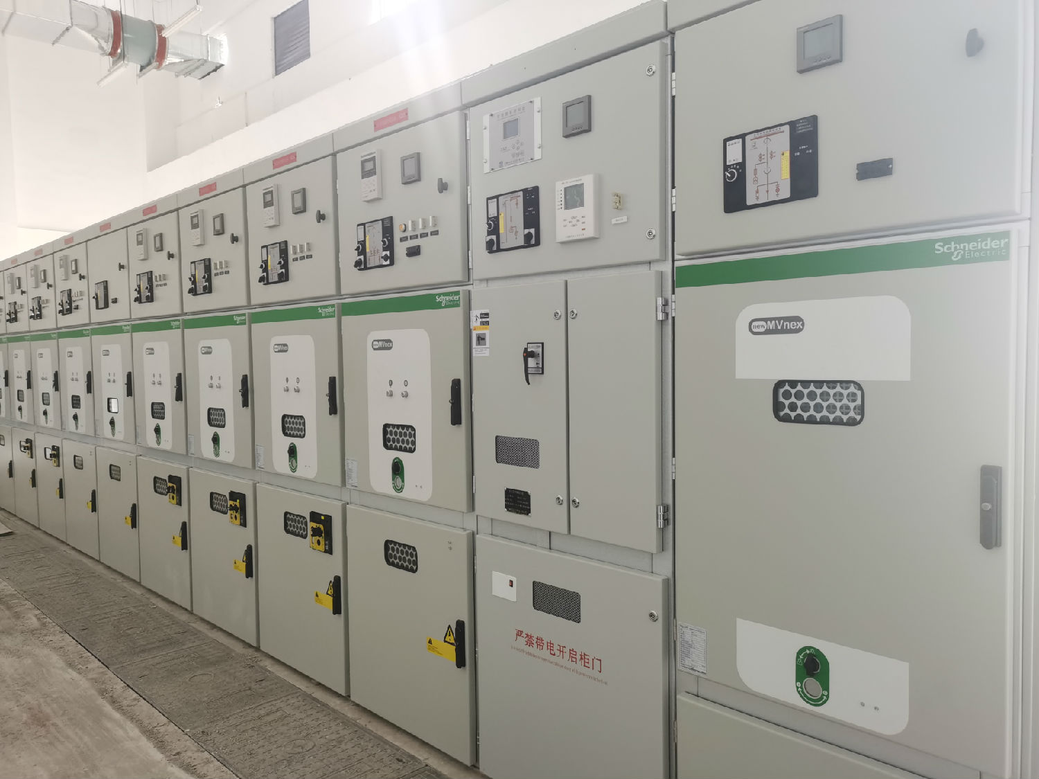 施耐德10kV中壓柜MVnex 得潤電氣授權(quán)生產(chǎn) 施耐德10kV中壓柜MVnex 得潤電氣授權(quán)生產(chǎn)