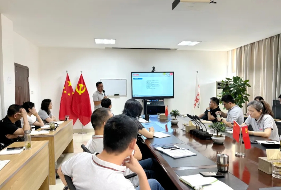 換季傳新，砥礪前行丨得潤(rùn)電氣2024年輪值總裁交接儀式圓滿完成