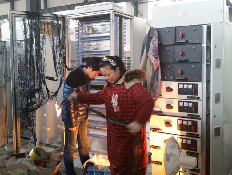 安徽得潤電氣技術(shù)有限公司，主營：高低壓開關(guān)柜，高低壓無功補償柜，消弧消諧裝置，自動化控制系統(tǒng)，綜保、儀表等，全國統(tǒng)一客服熱線：400-0551-777